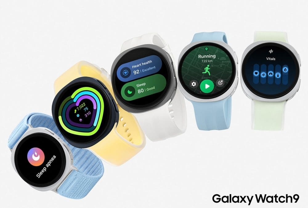 Galaxy Watch9が5台並び、睡眠時無呼吸・心臓の健康スコア・ランニング・バイタルサインの画面を表示している