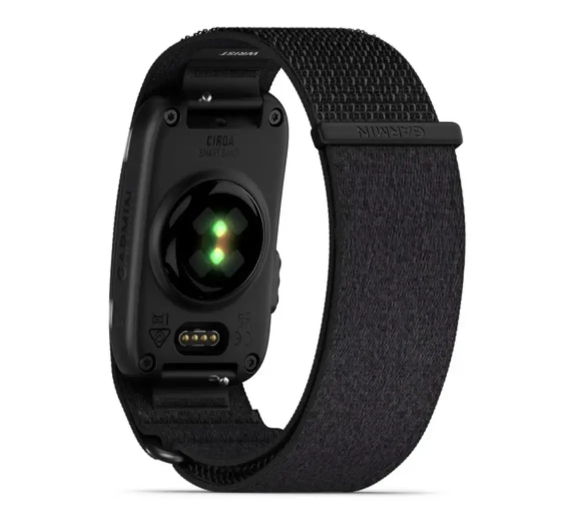 Garmin CIRQAの裏面にある光学式心拍センサー