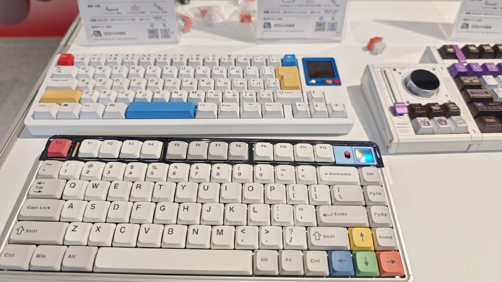 TGS2026のGattMoo展示卓。Air75・Wish68とMODが並ぶ